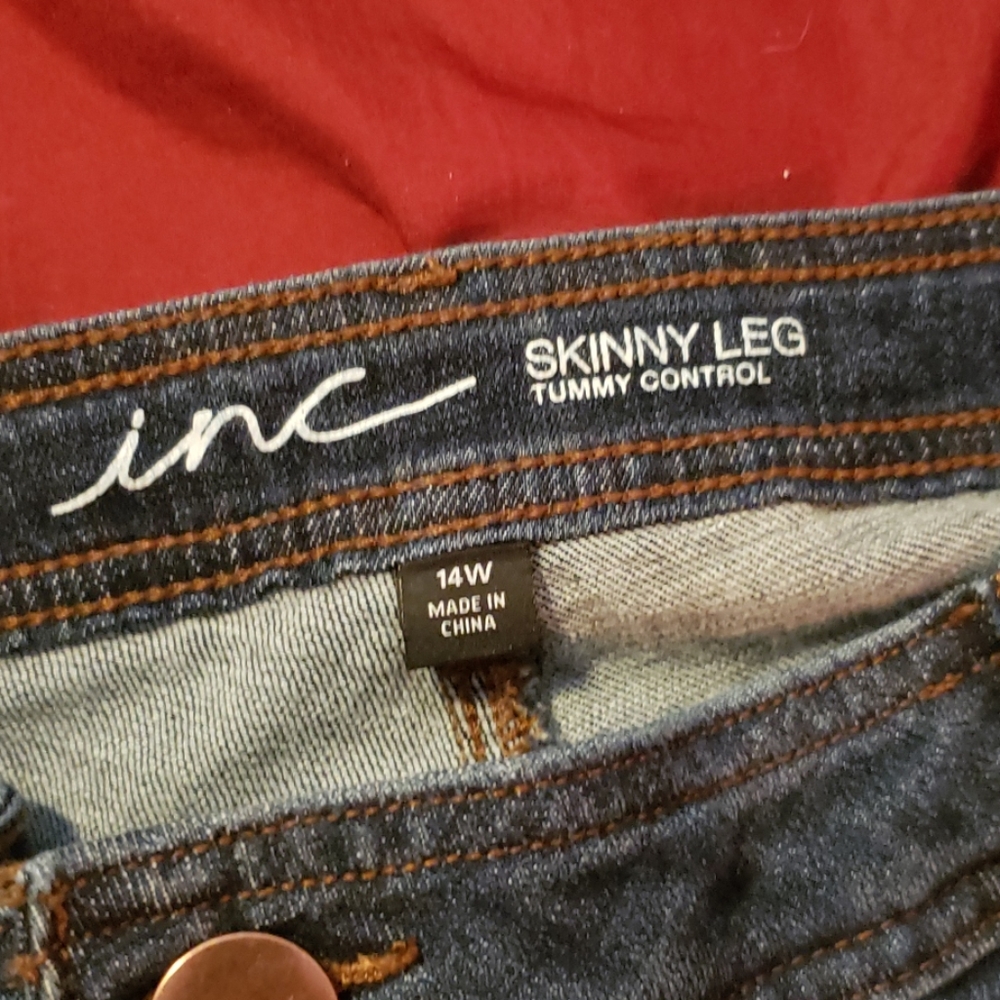 Jeans - Picture 4 of 5